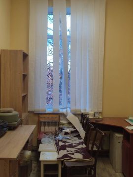 В Кременной в ЛНР дрон ВСУ ударил по городской больнице