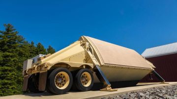 В ОАЭ уничтожен мощный американский радар противоракетной обороны