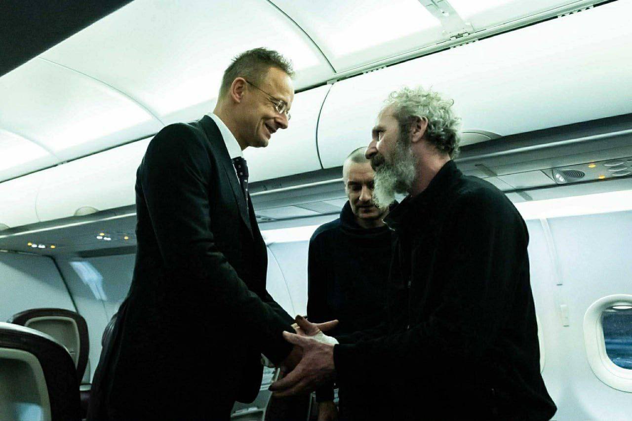 МИД Украины назвал "циничным" освобождение Россией пленных венгров по просьбе венгерского министра Сийярто