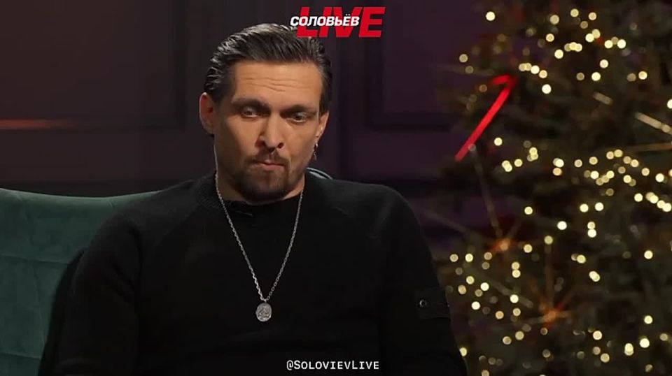 Украинский боксёр Усик заявил, что в перспективе не прочь стать президентом Украины