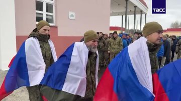 ����� �� �������: � �������������� ����� ���������� ���������� 200 ���������� ��������������, �������� � ����������