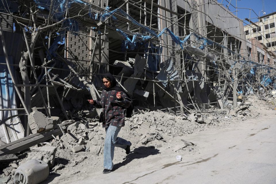 Елена Панина: CEPA: Атака на Иран правомерна! Основание? 7 лет назад Хаменеи заявил о смерти президента США