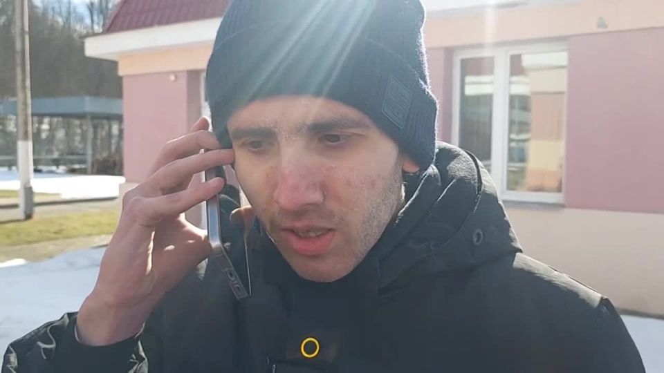 С подконтрольной киевскому режиму территории 6 марта возвращаются домой трое жителей Курской области, которых удерживали на Украине