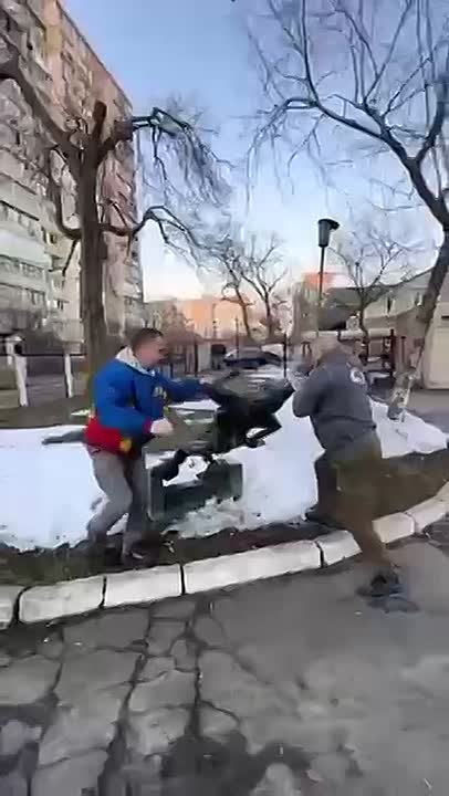 Яростная борьба с Буратино