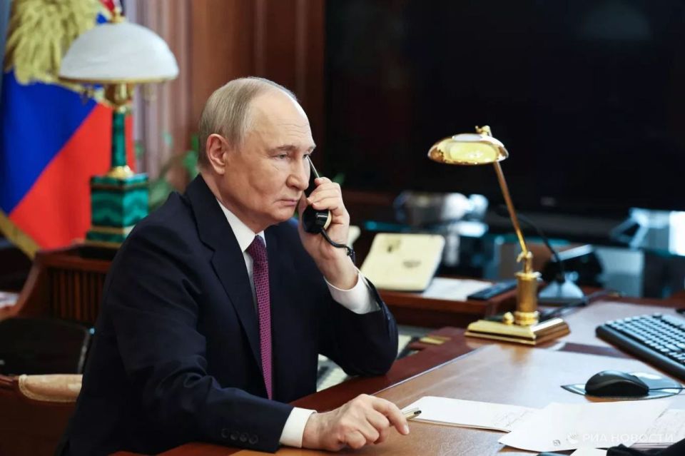 Владислав Шурыгин: Владимир Путин провел телефонный разговор с Трампом, заявил Ушаков