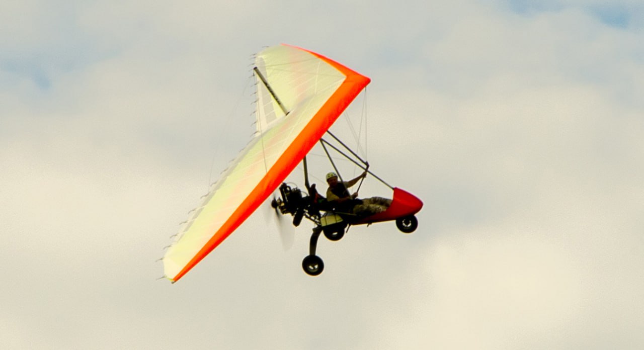 Украинец сбежал в Румынию на мотодельтаплане