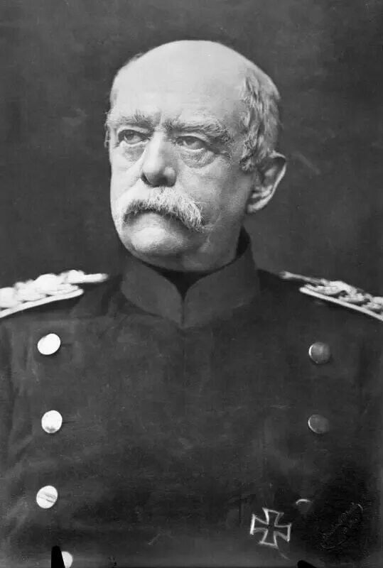 Дмитрий Саймс: Железом и кровью. . Пресс-секретарь президента Дмитрий Песков заявил сегодня, что стамбульские договорённости устарели