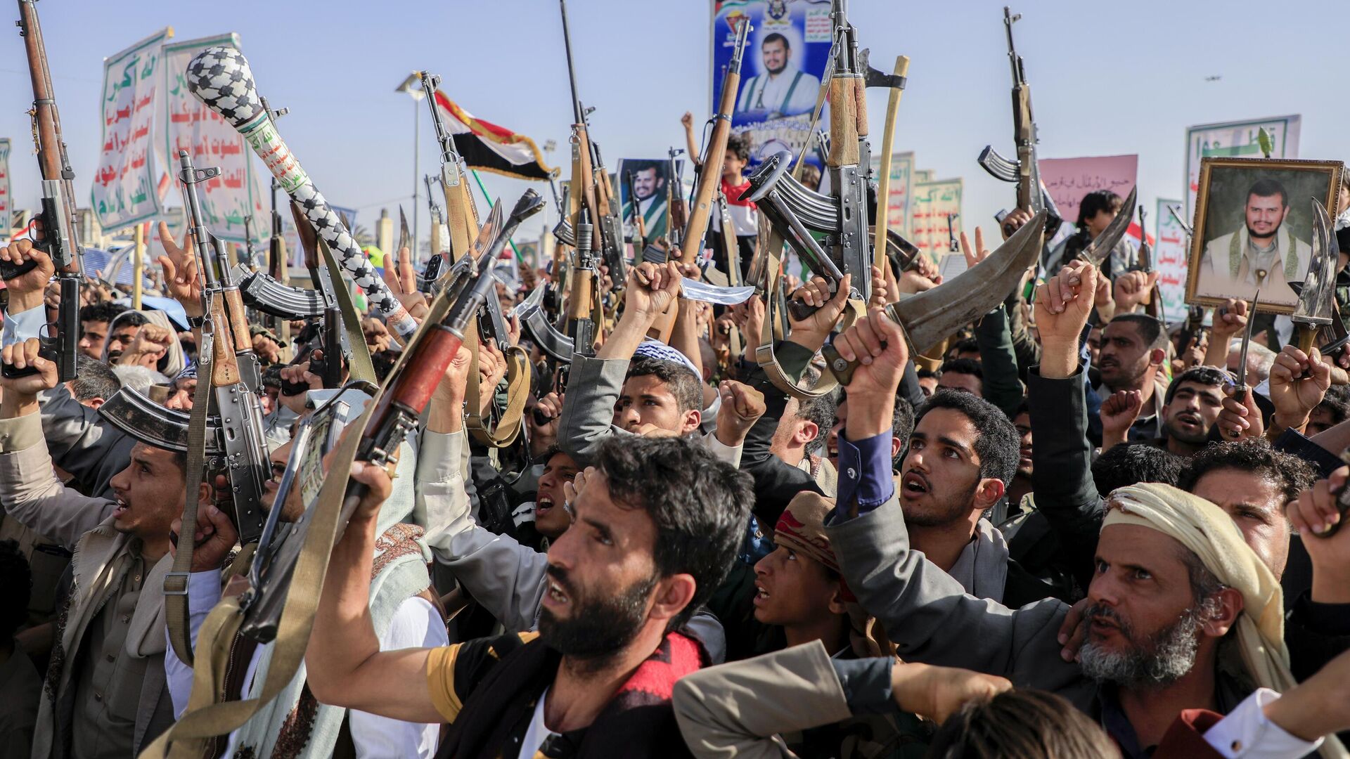 Хуситы заявили о подготовке к блокировке Баб-эль-Мандебского пролива. Главное к этому часу