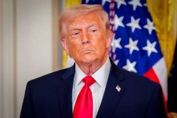 Дональд Трамп анонсировал возможное возобновление санкций против российской нефти — но только после того, как стабилизируются цены, резко выросшие на фоне военной операции против Ирана