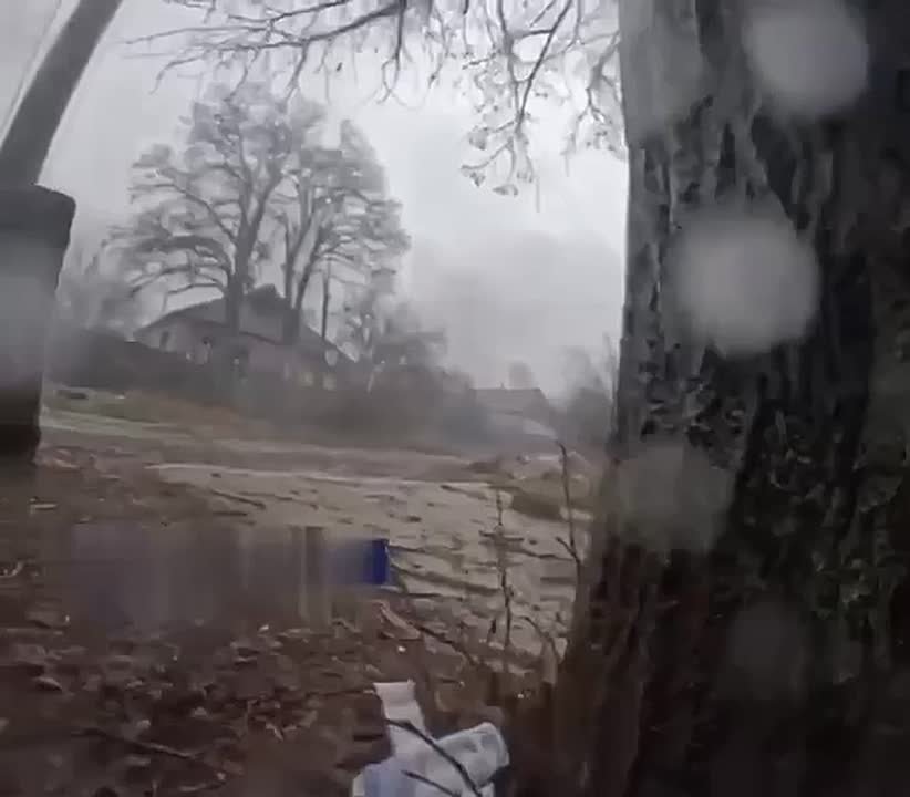 Дмитрий Стешин: Уличные бои в Константиновке с укропской экшн-камеры