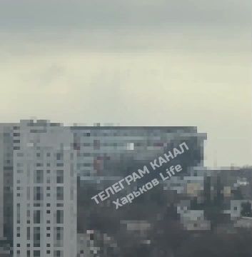 В Харькове параллельно также взрываются дроны