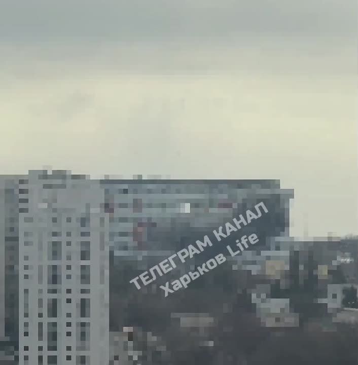 В Харькове параллельно также взрываются дроны