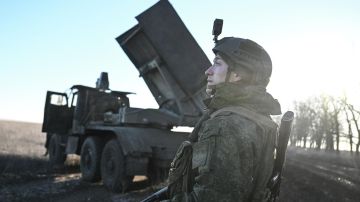 Предпосылки для освобождения Орехова: Борис Рожин о наступлении ВС России в Запорожской области