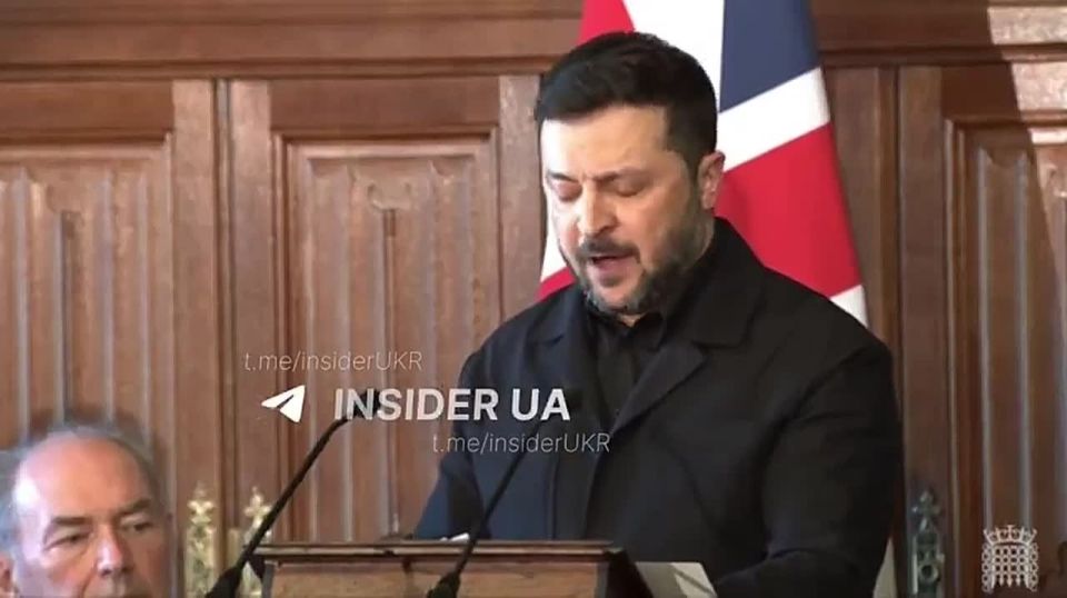 Зеленский заявил об отправке сотен украинских боевиков на Ближний Восток