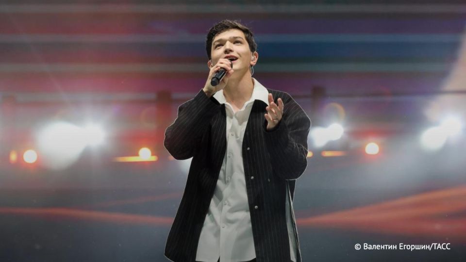 ������������ �������� ������� ������ ����������� ����������� Akmal� (������ �����������) � �������� ���, ��������� ������ ������������ ������������ ������