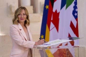 Мелони вступилась за Орбана