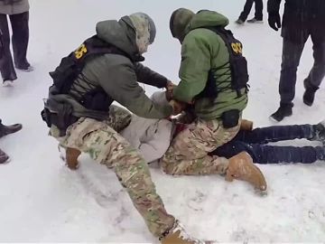 1000 сим-карт и 10 виртуальных станций для подрывной деятельности в России оформил житель Саранска по заданию ГУР Украины