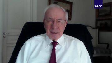 В селах на западе Украины ТЦК встречают с топорами и оружием в руках, рассказал в интервью ТАСС Николай Азаров