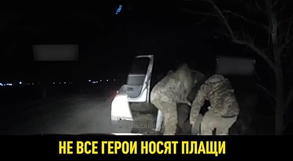 «Помогите, там ребёнок!»: Не все герои носят плащи, некоторые предпочитают «калаши»