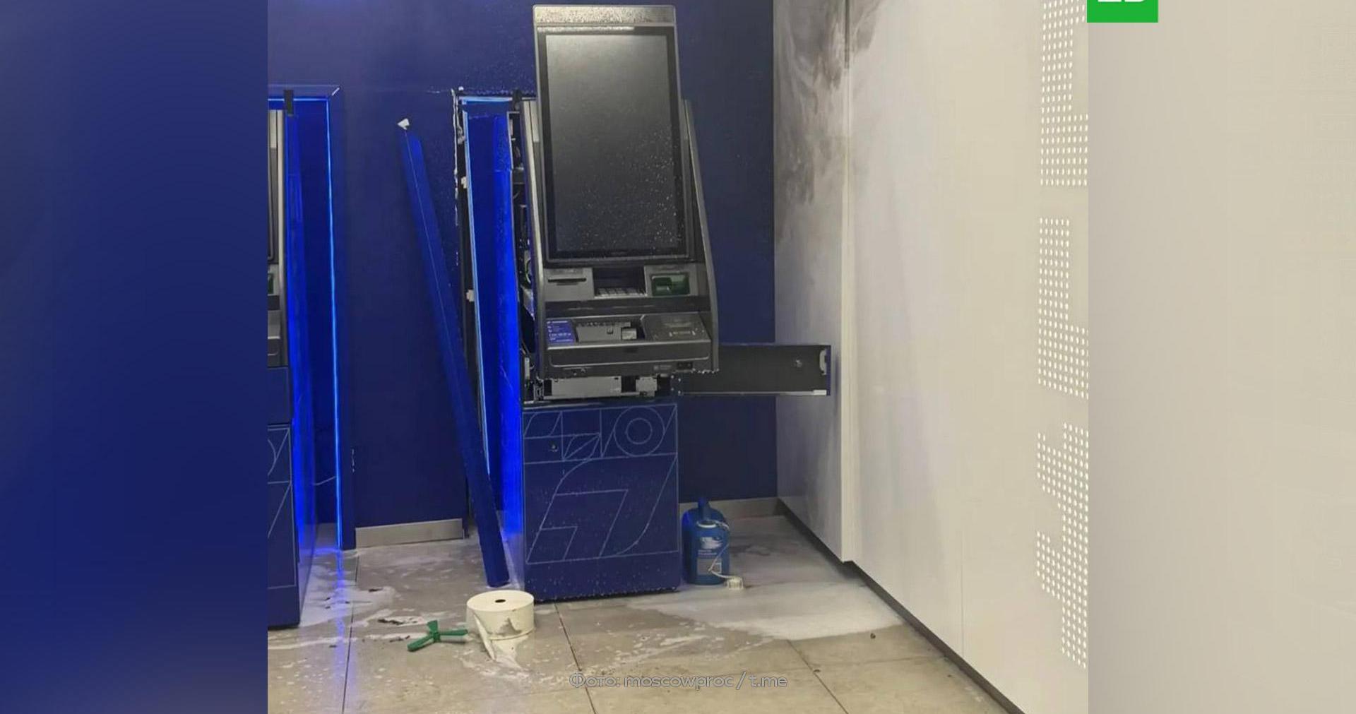 Подросток поджег банкомат в Москве под влиянием украинских мошенников