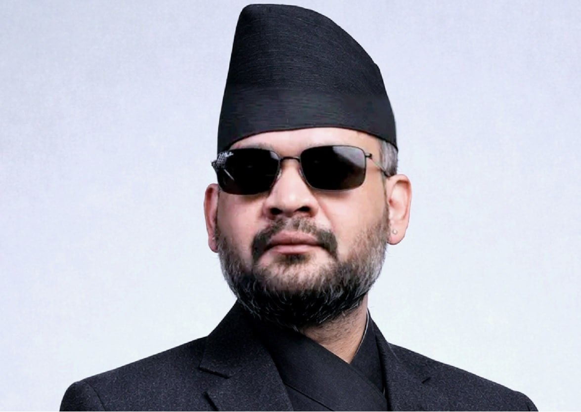 Новости к этому часу:. Новым премьером Непала, как и предсказывали аналитики, стал рэпер Балендра Шах