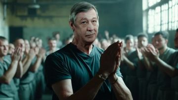 Главное за ночь и утро 28 марта. Ефремов приник к руке Михалкова. Сколько же горечи в Слепакове*. "Ракеты будут бить по Москве уже летом"