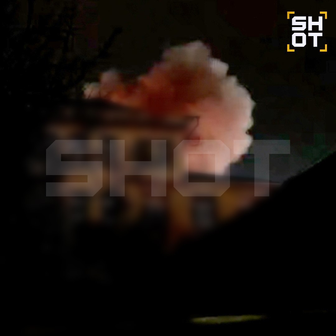 Таганрог под атакой БПЛА: предварительно, дрон врезался в здание школы