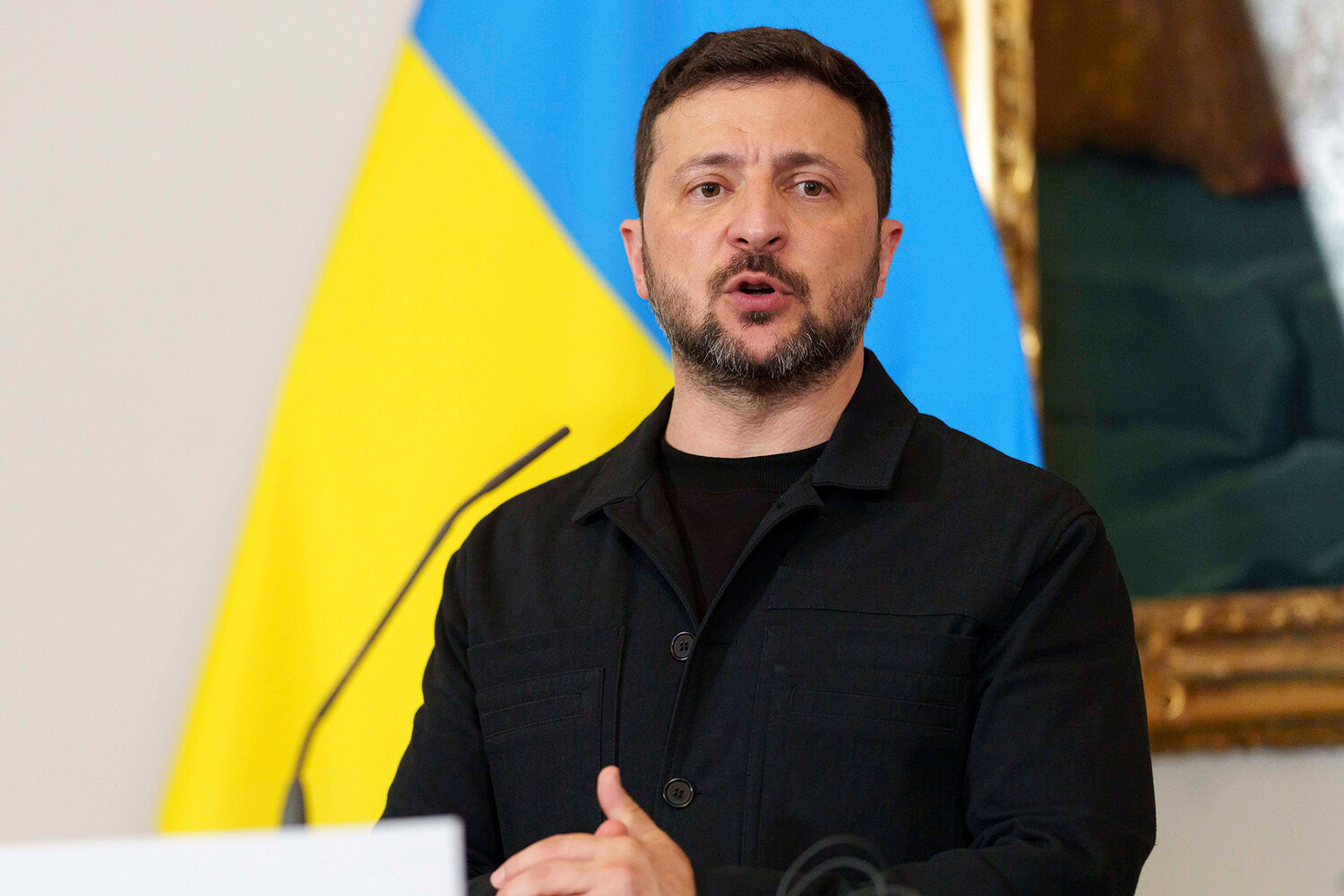 Зеленский сообщил о желании заключить пасхальное перемирие