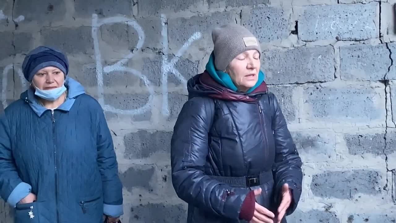 "Здесь были звери". Бойцы "Центра" продолжают эвакуировать гражданских из Красноармейска, которым пришлось пережить ужасы украинской оккупации