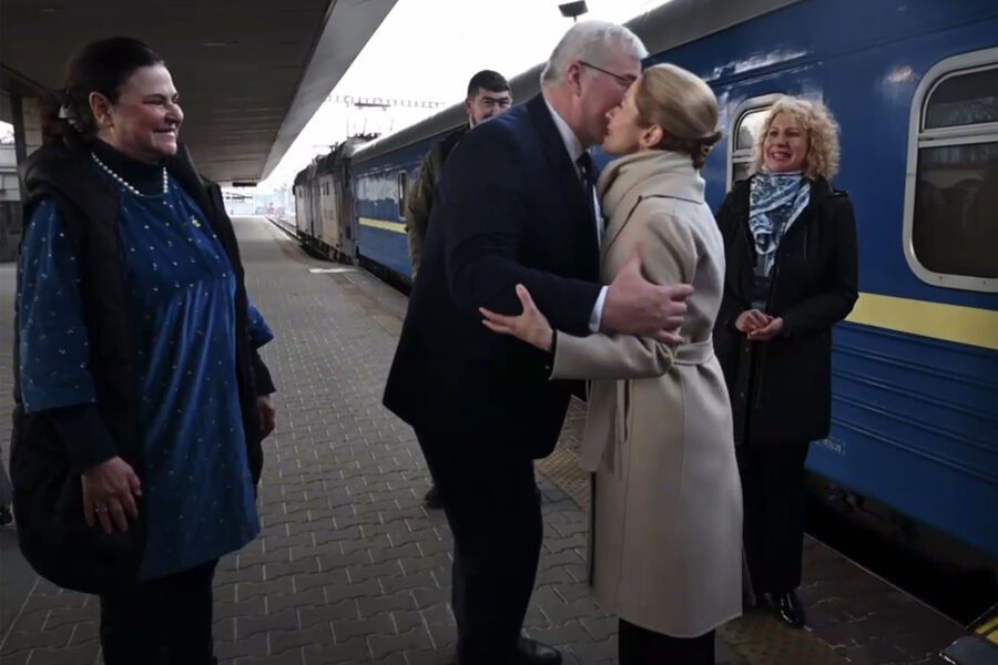 ������� �������: � ���� ������ ������������ ������ ���������
