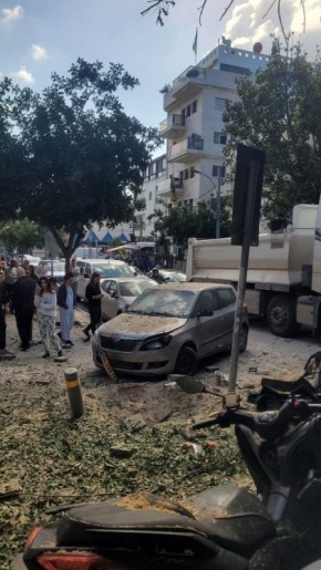 �������� ������ ������� ����� ���������� ������� � �������, � ����� ����������� ��� ������