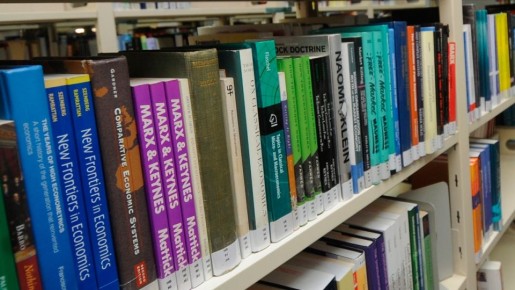 На Украине изменили требования к знанию английского для госслужащих