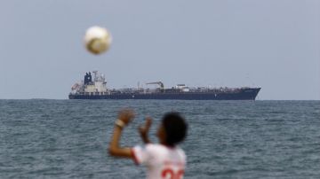 "Первый танкер пришел, готовится второй": Новичков рассказал, почему Россия поддерживает Кубу