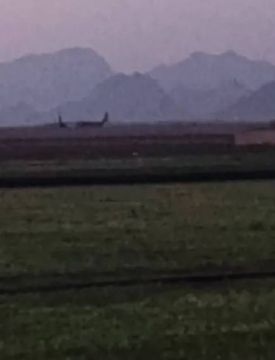 Пожары продолжают бушевать на месте передовой оперативной базы, использованной спецназом США в Южном Иране во время прошлой ночной операции по спасению офицера системы вооружения (WSO) сбитого истребителя F-15E Strike Eagle