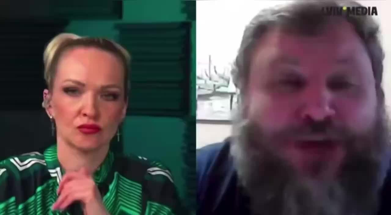 Известный украинский пингвино-аферист Евгений Дикий, изображающий из себя милитари-патриота, жалуется, что т.н. «украинский политикум» – то есть участники украинской внутриполитической жизни – стоит на стороне ухилянтов