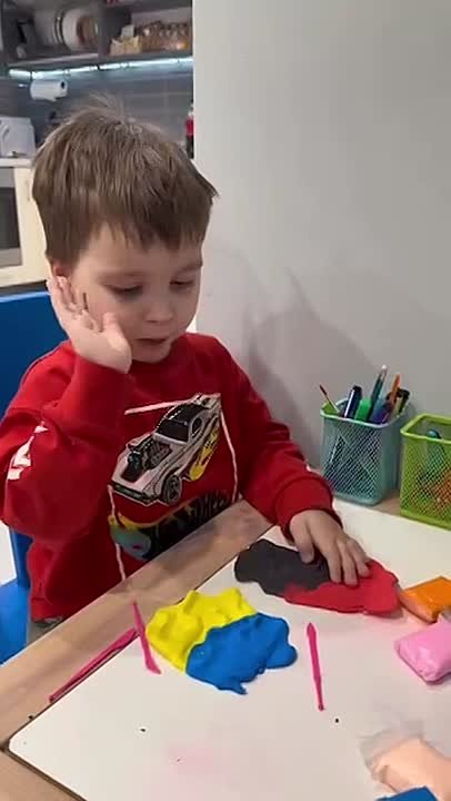 Нацизма на Украине конечно нет