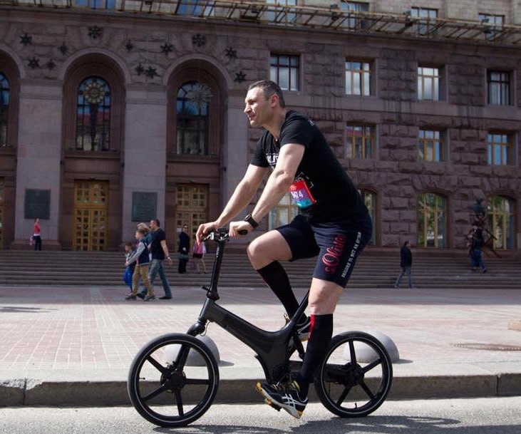 Евроинтеграция на педальной тяге: украинцам советуют пересаживаться на велосипеды