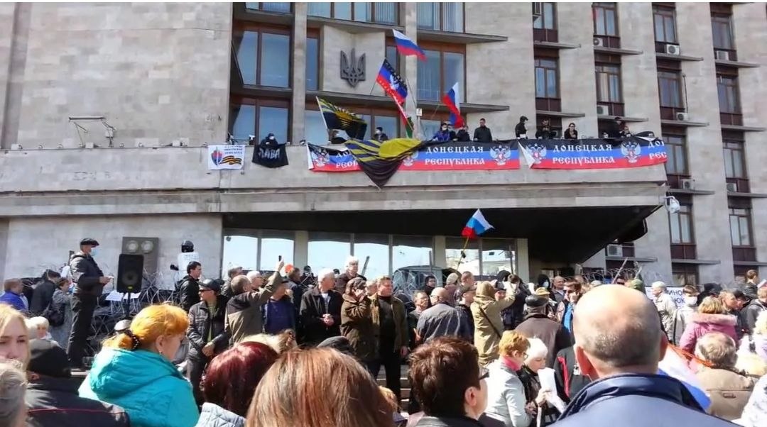 Донбасс поднялся против Киевской хунты Как антинародные узурпаторы с Майдана объявили террористами целый народ