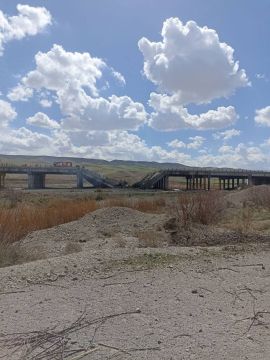 США атаковали несколько автомобильных и железнодорожных мостов в Иране