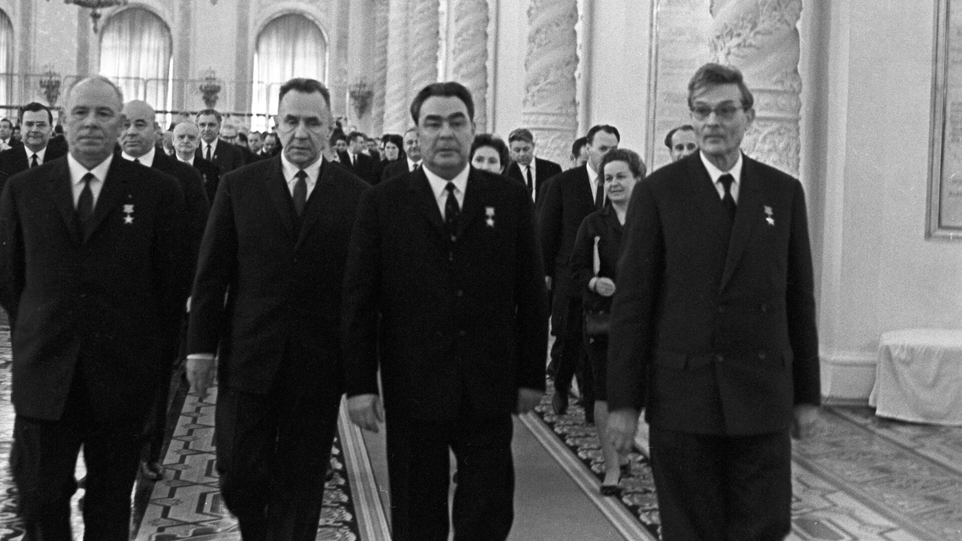 Старт "днепропетровского клана". 60 лет со дня избрания Л.И. Брежнева на пост генсека КПСС