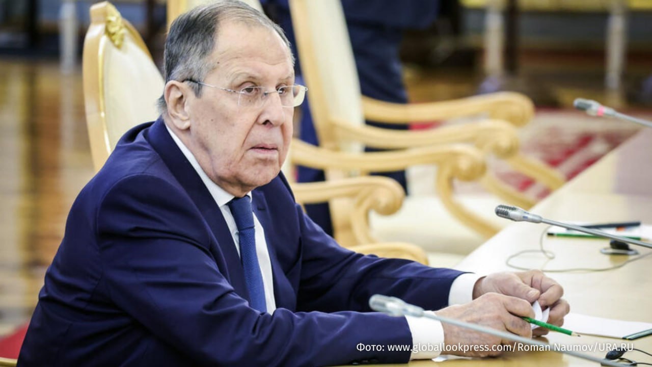 Киевский режим наплевал на требования ЕС и на свою Конституцию, заявил Сергей Лавров