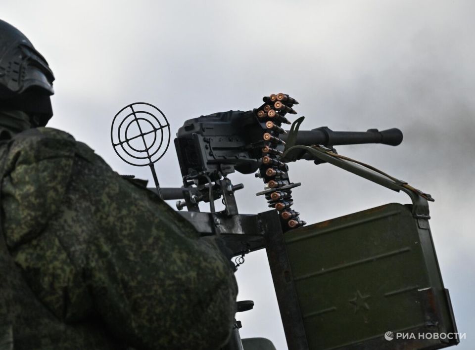 ������������, 13 ������: ������ ������������� 6558 ��������� ��������� ���