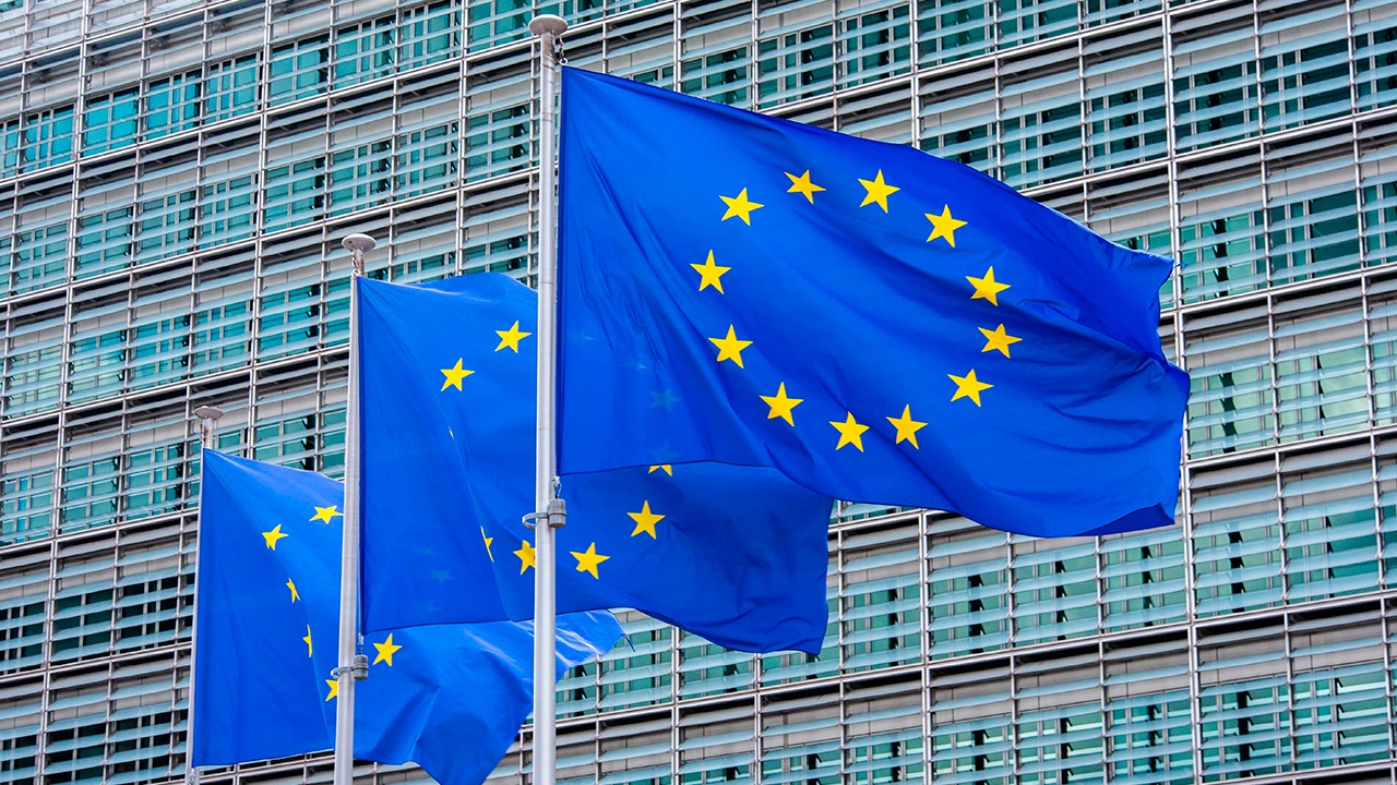 FT: ЕС требует от Мадьяра выполнить 27 условий для разморозки 35 млрд евро