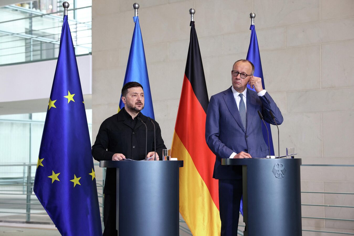 Произошедшее с Зеленским на встрече с Мерцем поразило журналиста