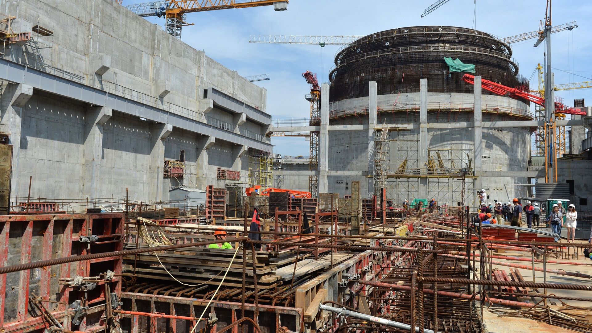 Венгрия не откажется от АЭС "Пакш" даже после смены правительства — Станкевич