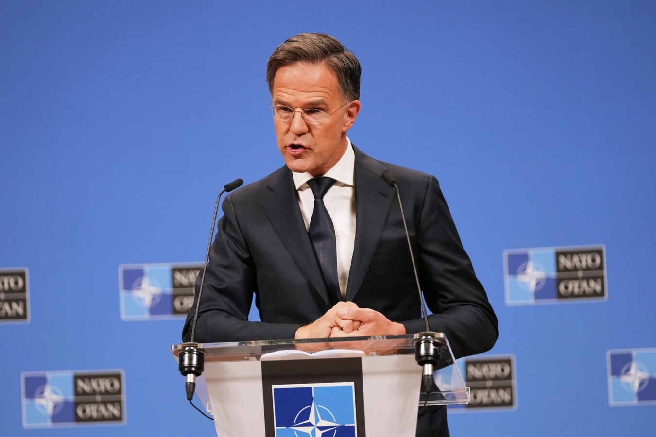 Рютте заявил о продолжении поставок оружия из США на Украину