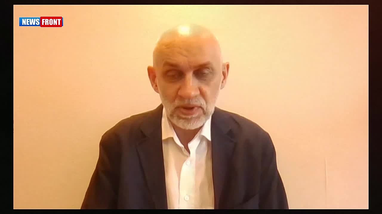 Европа и Украина без поддержки США лишатся "больших денег" и огромных объемов вооружения, заявил политолог Александр Шаповалов в эфире программы "Мнение"