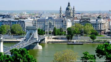 Резиденцию премьера Венгрии в Будапеште при новом правительстве перенесут с одного берега Дуная, Буды, на другой — на сторону Пешта
