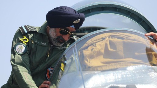 Иран сохранил авиацию под землей, Словакия блокирует санкции, России поможет Ын. Итоги 16 апреля