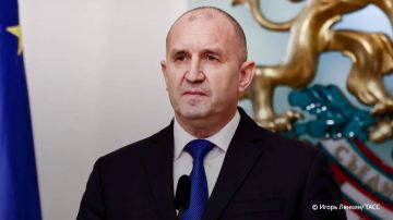 ЕС опасается победы лидера коалиции "Прогрессивная Болгария" и экс-президента страны Радева на выборах из-за его позиции по Украине, сообщила газета Politico